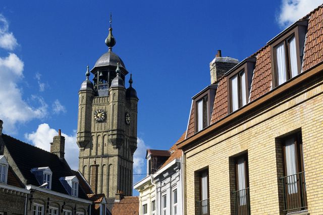 Beffroi de Bergues proche de : Camping Le Perroquet