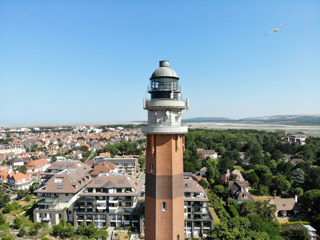 Phare du Touquet proche de : Camping de l'Épy