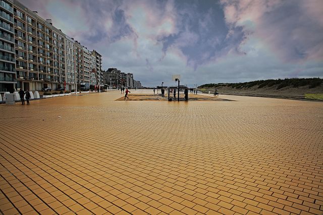 Nieuport, Belgique à proximité de : Camping Le Perroquet